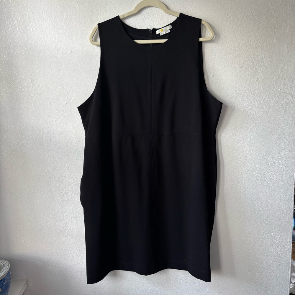 Classic Sleeveless Little Black Dress